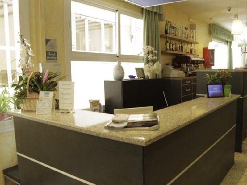 Hotel Proa Astor Λορέτ Ντε Μαρ Εξωτερικό φωτογραφία
