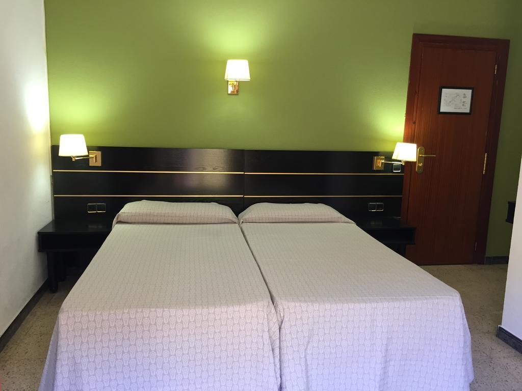 Hotel Proa Astor Λορέτ Ντε Μαρ Εξωτερικό φωτογραφία